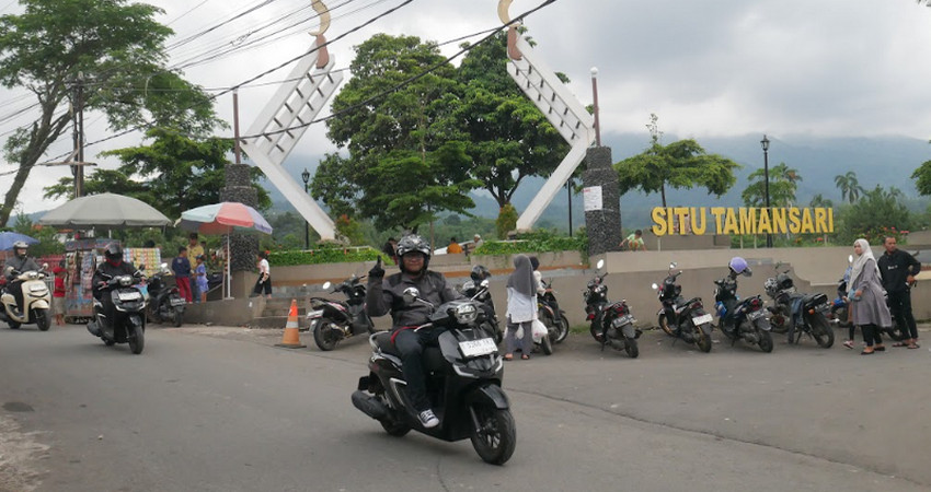 Touring Pakai Honda Stylo 160