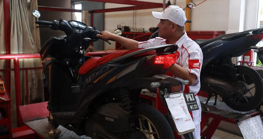 Ganggung Saklar Motor Honda